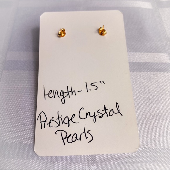Prestige Crystal Pearl Earrings - Picture 3 of 3